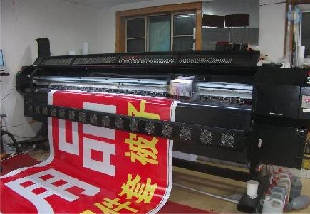 恭城喷绘广告分辨率是多少？