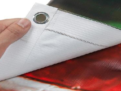 恭城喷绘和刀刮布的工艺区别。