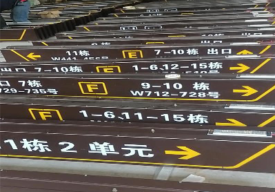 恭城广告标识中，常见的几种安装方式。